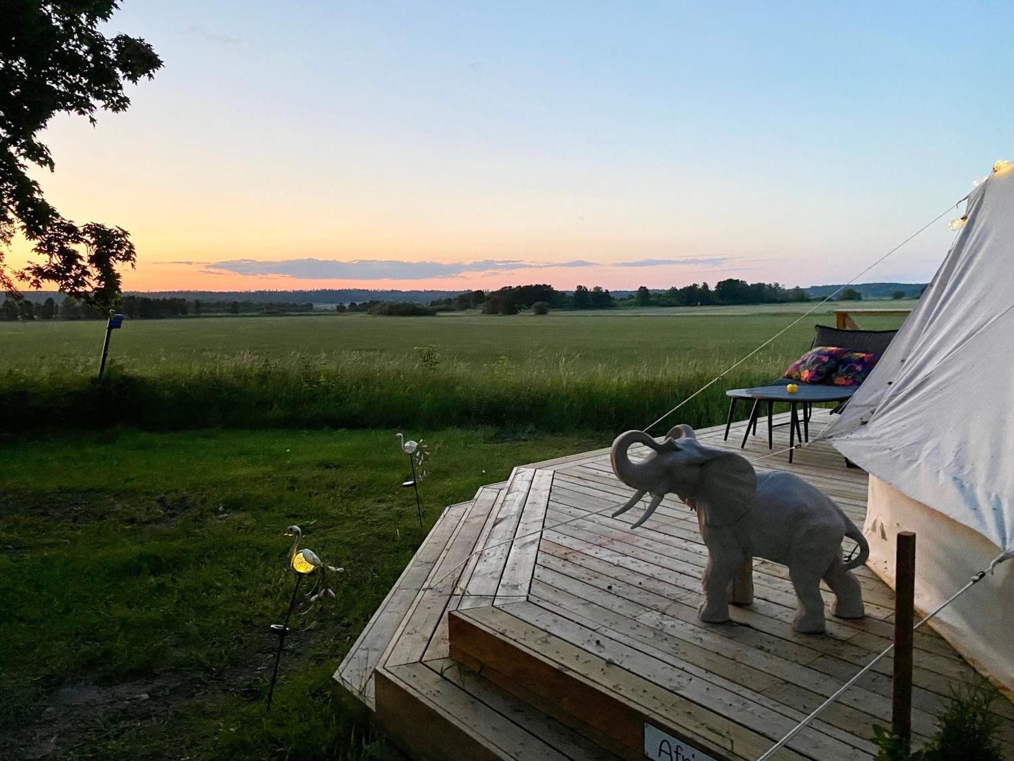 Soerby Glamping 호텔 Klockrike 외부 사진
